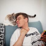 Iggy Rubin Instagram - Mi casero exterminando las ratas. 📸 @marina_montalban