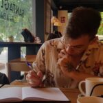Iggy Rubin Instagram – Proceso de escritura . Santa Gloria Coffee and Bakery