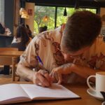 Iggy Rubin Instagram - Proceso de escritura . Santa Gloria Coffee and Bakery