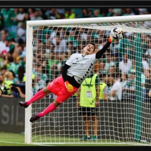 Iker Casillas Instagram - Yo volaba … 🥲