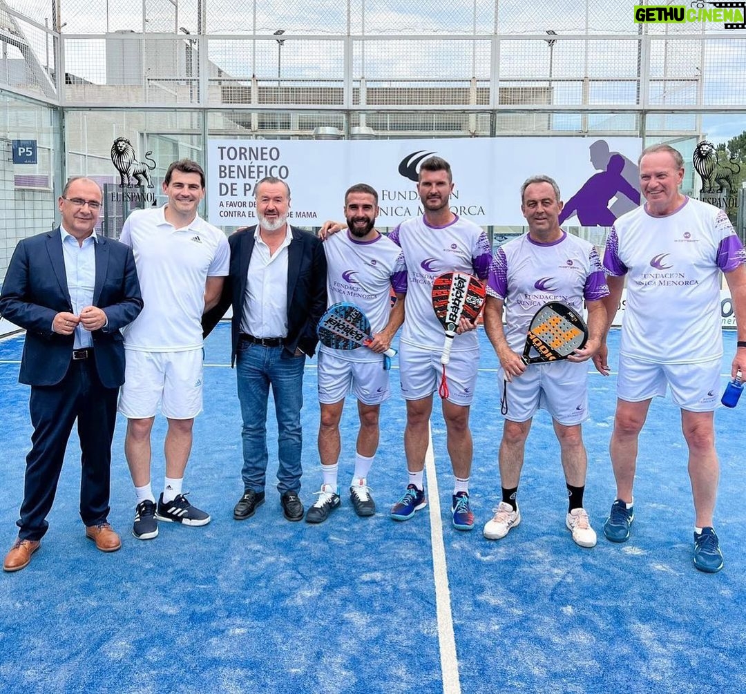 Iker Casillas Instagram - Gran evento querido @dr.angelmartin ! Si eres capaz de juntar a tanta gente será por algo. Cita con @fundacionclinicamenorca ✌🏼 Madrid, Spain