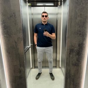 Iker Casillas Instagram - Bendito sábado! 😎