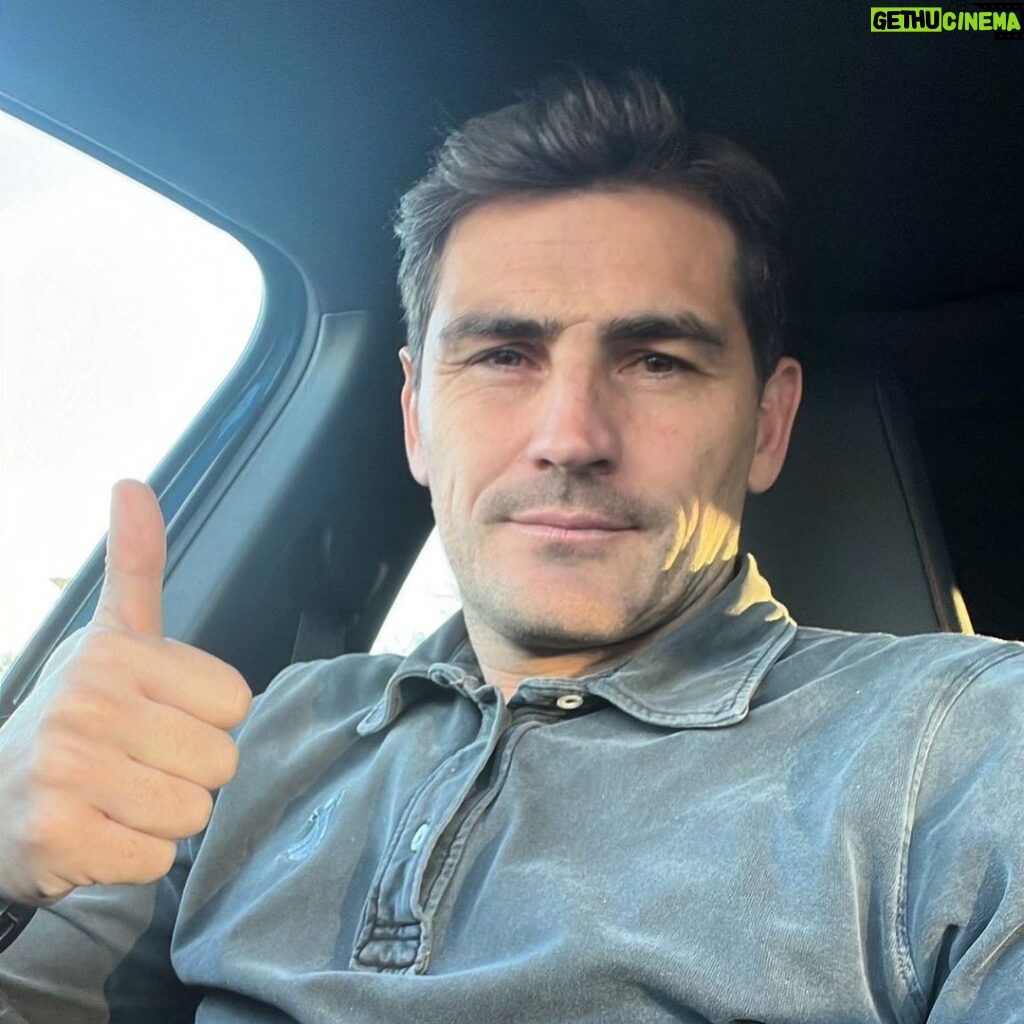 Iker Casillas Instagram - Vamos a por este jueves!! Buenos días!! 😎 Madrid, Spain