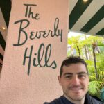 Iker Casillas Instagram - L.A confidential 🤘🏼 The Beverly Hills Hotel