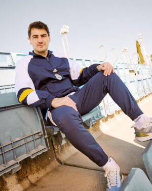 Iker Casillas Instagram - Esta colección va de ICONS. Grandes recuerdos @realmadrid @adidasfootball 

Disponible en www.adidas.es/real_madrid