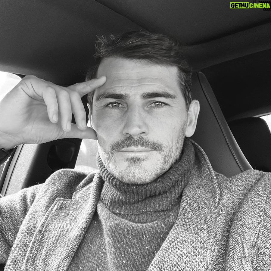 Iker Casillas - 220.4K Likes - A las buenas tardes… 🌞
