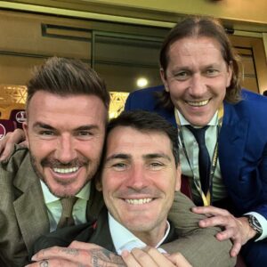 Iker Casillas Instagram - De esos días que te encuentras a buenos amigos y quieres inmortalizar la foto! @davidbeckham & @therealsalgado 🔝