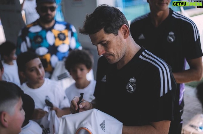 Iker Casillas Instagram - Con @fundacion.realmadrid en Doha. πΆπ¦π Doha, Qatar