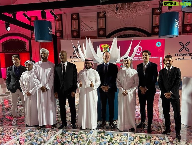 Iker Casillas Instagram - Congratulations @Flowardco thank you, it was a special evening yesterday in Doha. 👌🏼💐 #ad Doha, Qatar