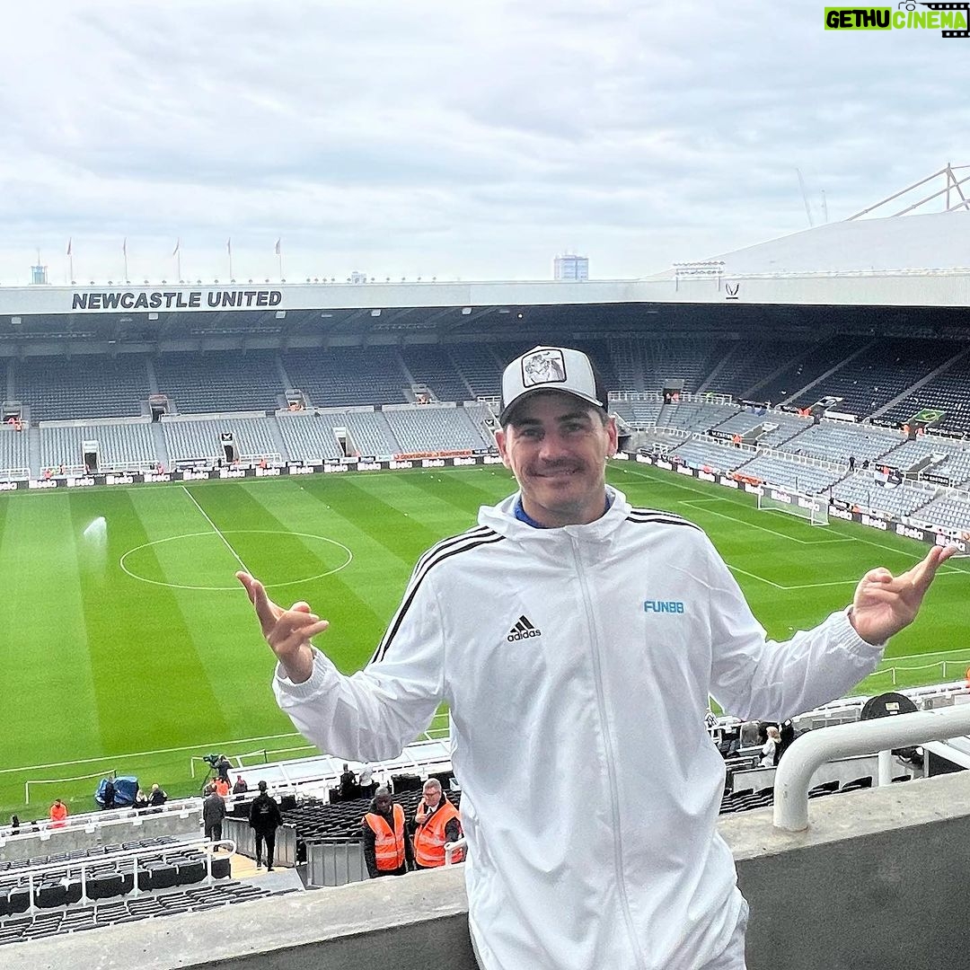 Iker Casillas - 107K Likes - 🏰 ⚽️