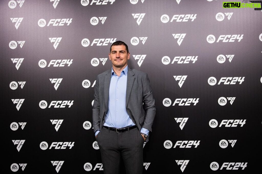 Iker Casillas Instagram - Gran noche en el #FC24 ✅👌🏻 @easportsfces