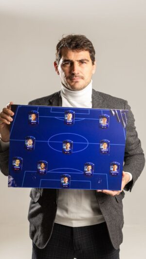 Iker Casillas Instagram - Aquí tenéis mi equipo #TOTY 👌🏼 Estáis de acuerdo? Os leo! #ad