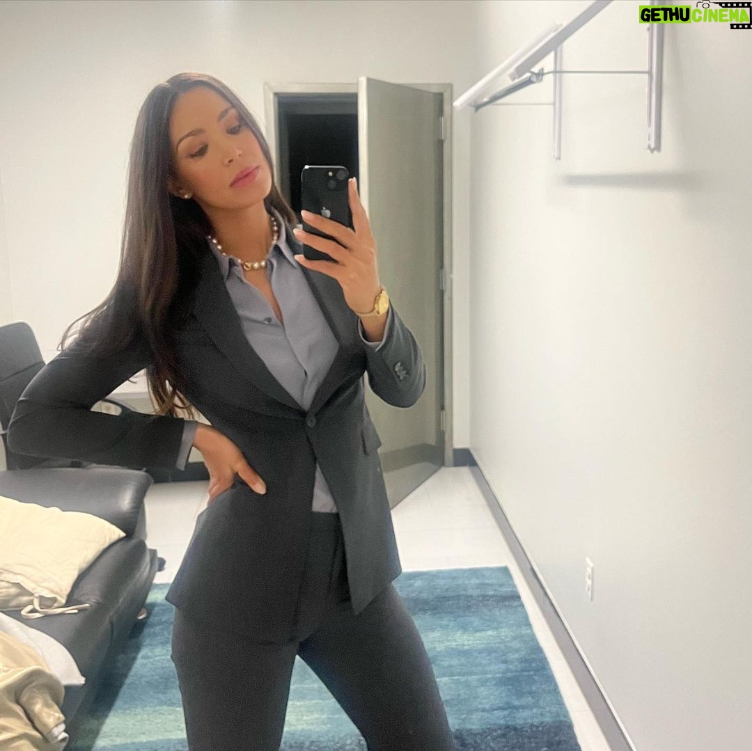 Ilfenesh Hadera - 4.7K Likes - An encouraging DOUBLE fist bump from @officialjimmysmits after a good take šš¾ššš¾ Thank you for having me on @eastnycbs and thanks for the bomb šø @itsmomcrae!