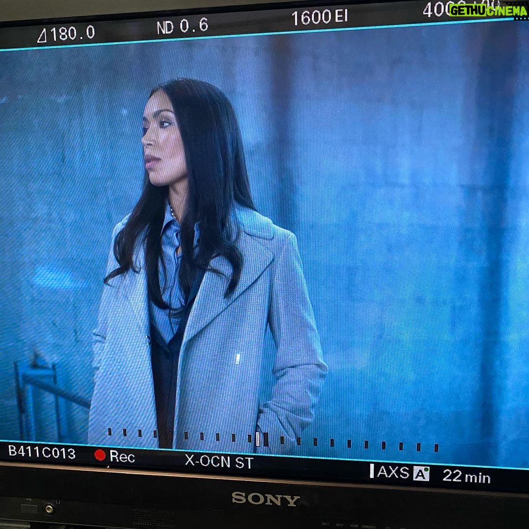 Ilfenesh Hadera - 4.7K Likes - An encouraging DOUBLE fist bump from @officialjimmysmits after a good take šš¾ššš¾ Thank you for having me on @eastnycbs and thanks for the bomb šø @itsmomcrae!