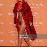 Ilfenesh Hadera Instagram - Oooop! Full look! Ok! I’m done! Three posts, mon Dieu, sorry friends! Ciao for now! xx