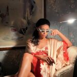 Ilfenesh Hadera Instagram - Peaches lit me up so good I had to throw my shades on. #60sstyle #godfatherofharlem