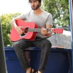 Imran Abbas Instagram - A few BTS from JEE VE SOHNIYE JEE.. Releasing 16th of February 2024 @vijaycam @simichahal9 @imranabbas.official @vhentertainmentofficial @uifilmsind @sunnyrajusa @amit.juneja.12 @mintukapa_90 @thaparrness @sarla1990 @omjeegroupoffical @munishomjee @jatboot @mandeephundal57 @smita.kambli.925 @nitin_rangmeet @designer.nitasha @bharat_raawat @Sud_vfx @eyepiece_through @sunnyvikmusic @ivikasmaan @praveenaawara @karanmakeovers_ @dashmesharts @khara13official @i.amtushar #simichahal #imranabbas #atifaslam #punjab #pakistan #traveller #romantic #soulmate #hippie #wanderlust
