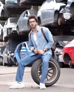 Imran Abbas Instagram - A few BTS from JEE VE SOHNIYE JEE.. Releasing 16th of February 2024 
@vijaycam @simichahal9 @imranabbas.official @vhentertainmentofficial @uifilmsind  @sunnyrajusa @amit.juneja.12 @mintukapa_90 @thaparrness @sarla1990 @omjeegroupoffical @munishomjee @jatboot @mandeephundal57  @smita.kambli.925 @nitin_rangmeet  @designer.nitasha @bharat_raawat @Sud_vfx @eyepiece_through @sunnyvikmusic @ivikasmaan @praveenaawara @karanmakeovers_ @dashmesharts @khara13official @i.amtushar 

#simichahal #imranabbas  #atifaslam #punjab #pakistan #traveller #romantic  #soulmate #hippie #wanderlust