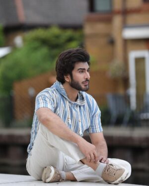 Imran Abbas Instagram - A few BTS from JEE VE SOHNIYE JEE.. Releasing 16th of February 2024 
@vijaycam @simichahal9 @imranabbas.official @vhentertainmentofficial @uifilmsind  @sunnyrajusa @amit.juneja.12 @mintukapa_90 @thaparrness @sarla1990 @omjeegroupoffical @munishomjee @jatboot @mandeephundal57  @smita.kambli.925 @nitin_rangmeet  @designer.nitasha @bharat_raawat @Sud_vfx @eyepiece_through @sunnyvikmusic @ivikasmaan @praveenaawara @karanmakeovers_ @dashmesharts @khara13official @i.amtushar 

#simichahal #imranabbas  #atifaslam #punjab #pakistan #traveller #romantic  #soulmate #hippie #wanderlust