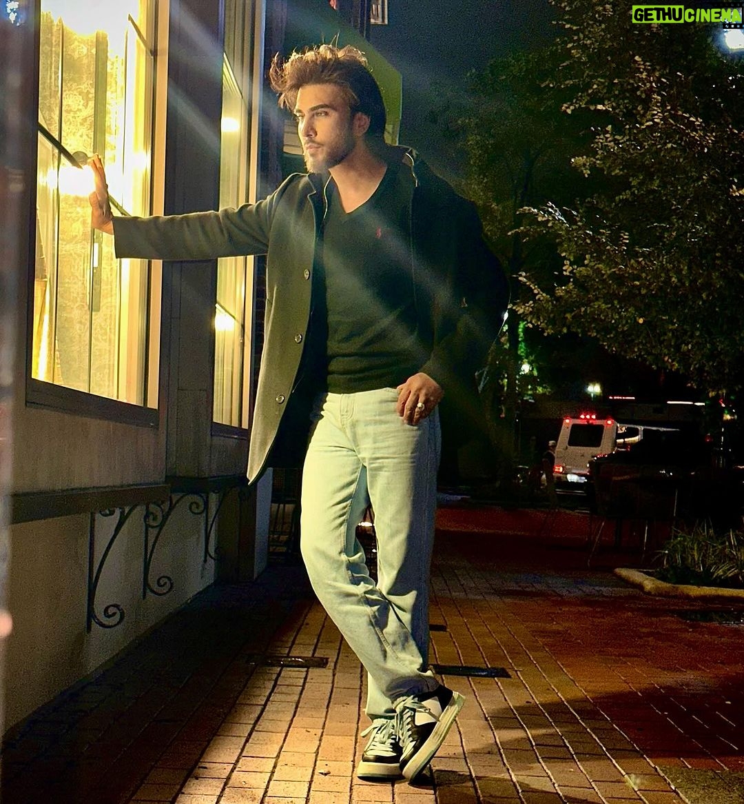 Imran Abbas Instagram - Late night walks . Houston, Texas
