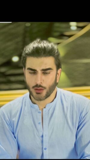 Imran Abbas Instagram - “Nahi sunta hi nahi maangne wala Tera “. Eile-e-Meelaade Nabi (sallalaaho Alehe Wasallam) mubarak to te whole universe.