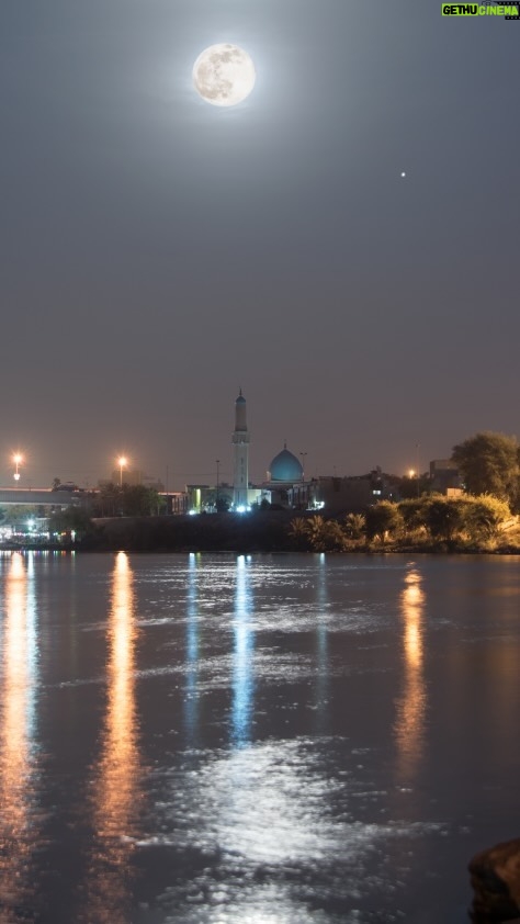 Imran Abbas Instagram - An evening by the historic “River Tigris” in Baghdad. @iraqcmc #iraq #baghdad #tigris Tigris River