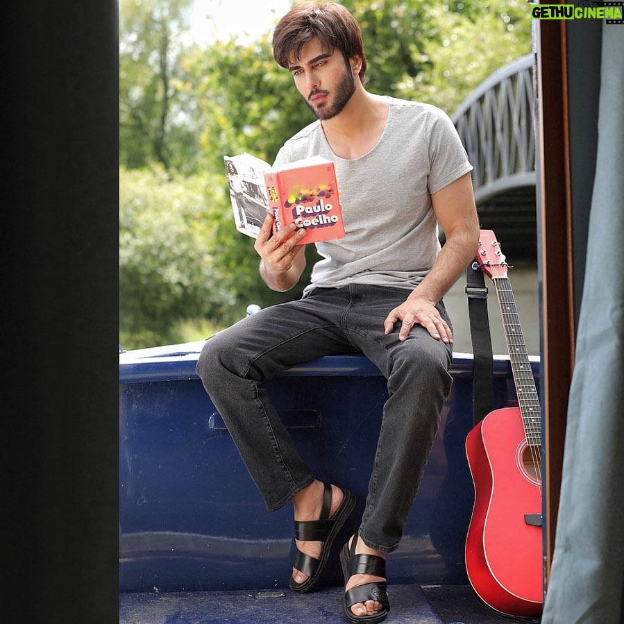 Imran Abbas Instagram - Disconnection is a bliss.. Grand Union Canal - Uxbridge to Watford