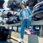 Imran Abbas Instagram - My characters, my stories … BTS from my first Indian Punjabi Flick “JEEVE SOHNEYA JEE” with pressure bandage on my right ankle after I met a foot injury while working . Alhamdilillah I am perfectly fine now. Thanks for your concern and heart warming messages . Photo Credits : @karanmakeovers_ #punjabi #pollywood #bts #jeevesohneyajee A1 Wokingham Car Spares