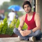 Imran Abbas Instagram - “Ye muhabbat ki kahani nahi merti lekin.. Log kirdaar nibhaatay hue mer jaatay hain” :. Wait for an epic Indo-Pak love story hitting theatres worldwide soon. BTS “JEE VE SOHNEYA JEE . #jeevesohneyajee London, United Kingdom