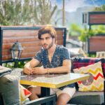 Imran Abbas Instagram - “Tum mere paas hote ho goya… Jub koi doosra nahi hota”.. . #azerbaycan #azerbaijan #bak”u #travelphotography #traveldiaries Baku, Azerbaijan