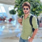Imran Abbas Instagram - “Ab kise chaahain kisay dhoonda karain… wo bhi aakhir mil gaya ab kya karain…” Heyder Eliyev Adına Beynelxalq Hava Limanı