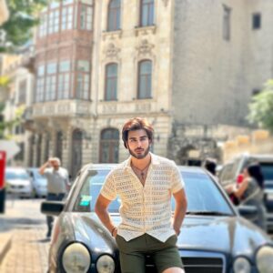 Imran Abbas Instagram - The colours of Baku, Azerbaijan 🇦🇿. #azerbaycan #azerbaijan #baku #traveldiaries #travelphotography