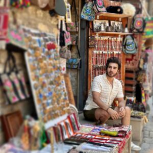 Imran Abbas Instagram - The colours of Baku, Azerbaijan 🇦🇿. #azerbaycan #azerbaijan #baku #traveldiaries #travelphotography