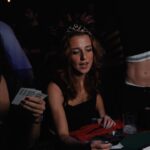 Inês Herédia Instagram - Se estiveram lá, sabem! A melhor house party do ano aconteceu nesta sala de jogos, graças à @grantswhisky. Dei tudo em modo Rainha de Copas e ainda invadi as festas do lado, para lhes dar a animação que faltava. Desde matraquilhos e air hockey, a cards against humanity e xadrez, tivemos atividades para todos os gostos. Há dúvida de que esta foi a festa preferida dos convidados? Não! Por isso, ponham like e comentem o vídeo, para me ajudarem a ficar no primeiro (e merecido 😜) lugar do pódio. #pub #togetherwemakeit #grantswhisky #tripplewood Sejam responsáveis, bebam com moderação.