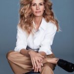 Inês Herédia Instagram - Bom, seguindo o mood da @ivadominguesoficial para limpar um bocado o feed de hoje, deixo aqui as minhas sugestões. Roberts, Bergman, Blanchett, Bacall, Moore e Hathaway. Boa noite.