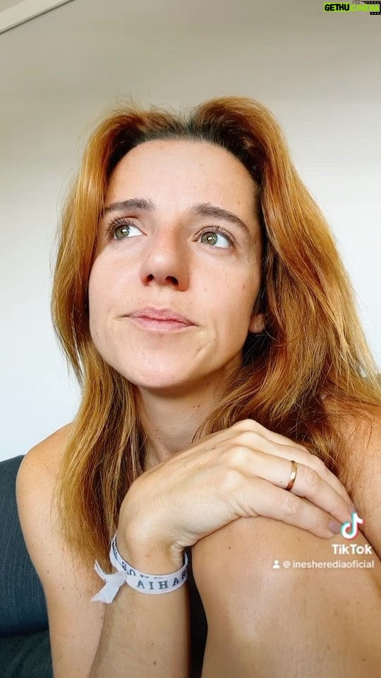 Inês Herédia Instagram - Um bocadinho de informação grátis e uma sugestão. Não era de nos providenciarem um workshop destes? Chamem-lhe masterclass se calhar para ninguém se ofender. 🙄