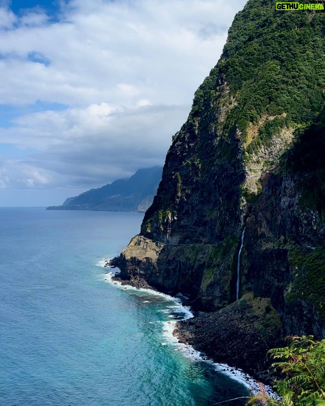 Inês Herédia Instagram - 7 Shades of Green. 💚 Se alguém quiser saber locais específicos de cada ftg, pergunte aqui Madeira