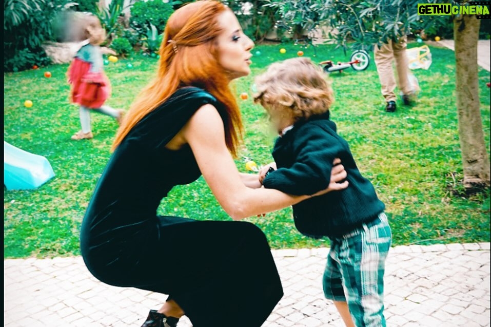 Inês Herédia Instagram - Feliz Natal a todos por aí ☘️