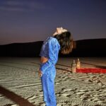 Inanna Sarkis Instagram - Two souls & the endless sand on a perfect full moon. A magical evening #InAbuDhabi @visitabudhabi 🇦🇪🐪 العيد الوطني الاماراتي Abu Dhabi Desert