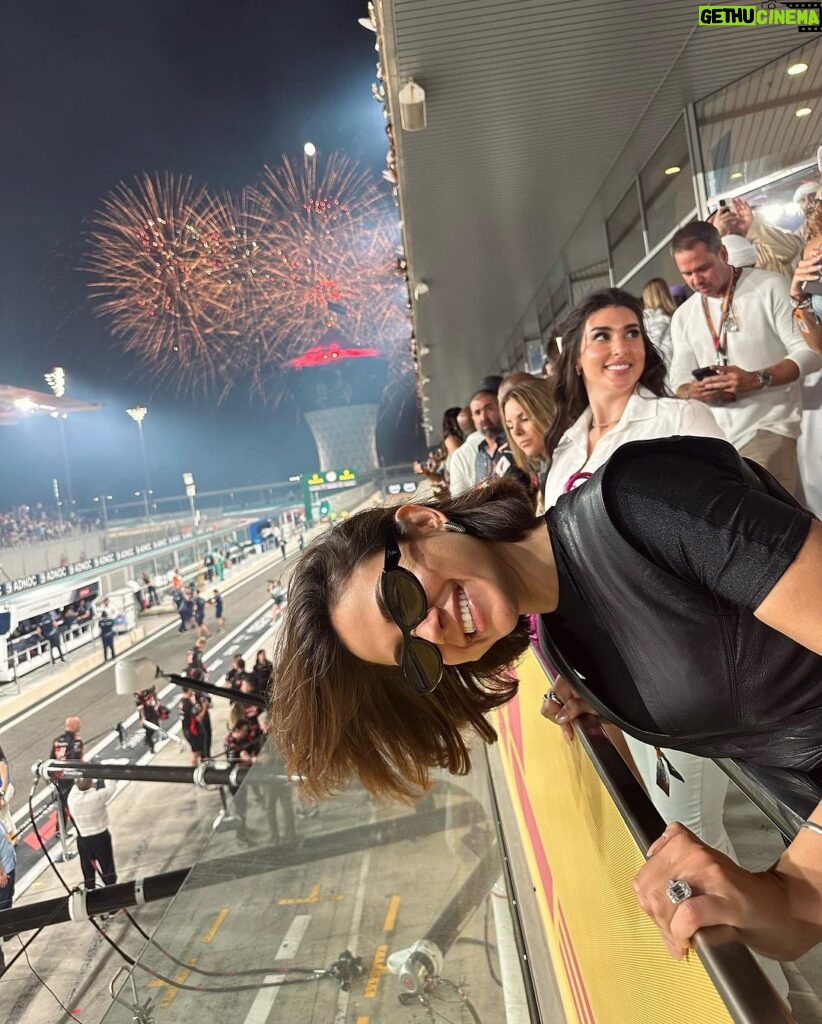 Inanna Sarkis Instagram - back to back F1, but this one just hit different! Thank you @visitabudhabi for a memorable time #AbuDhabiGP Abu Dhabi, United Arab Emirates