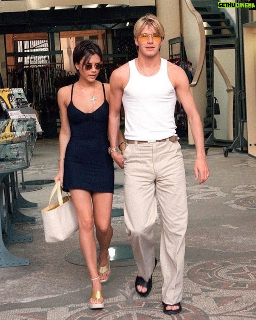 Inanna Sarkis - 332.2K Likes - Posh & Becks 🖤 because you asked!