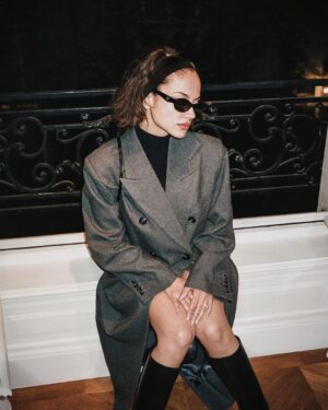 Inanna Sarkis Instagram - une nuit à Paris 🎞️