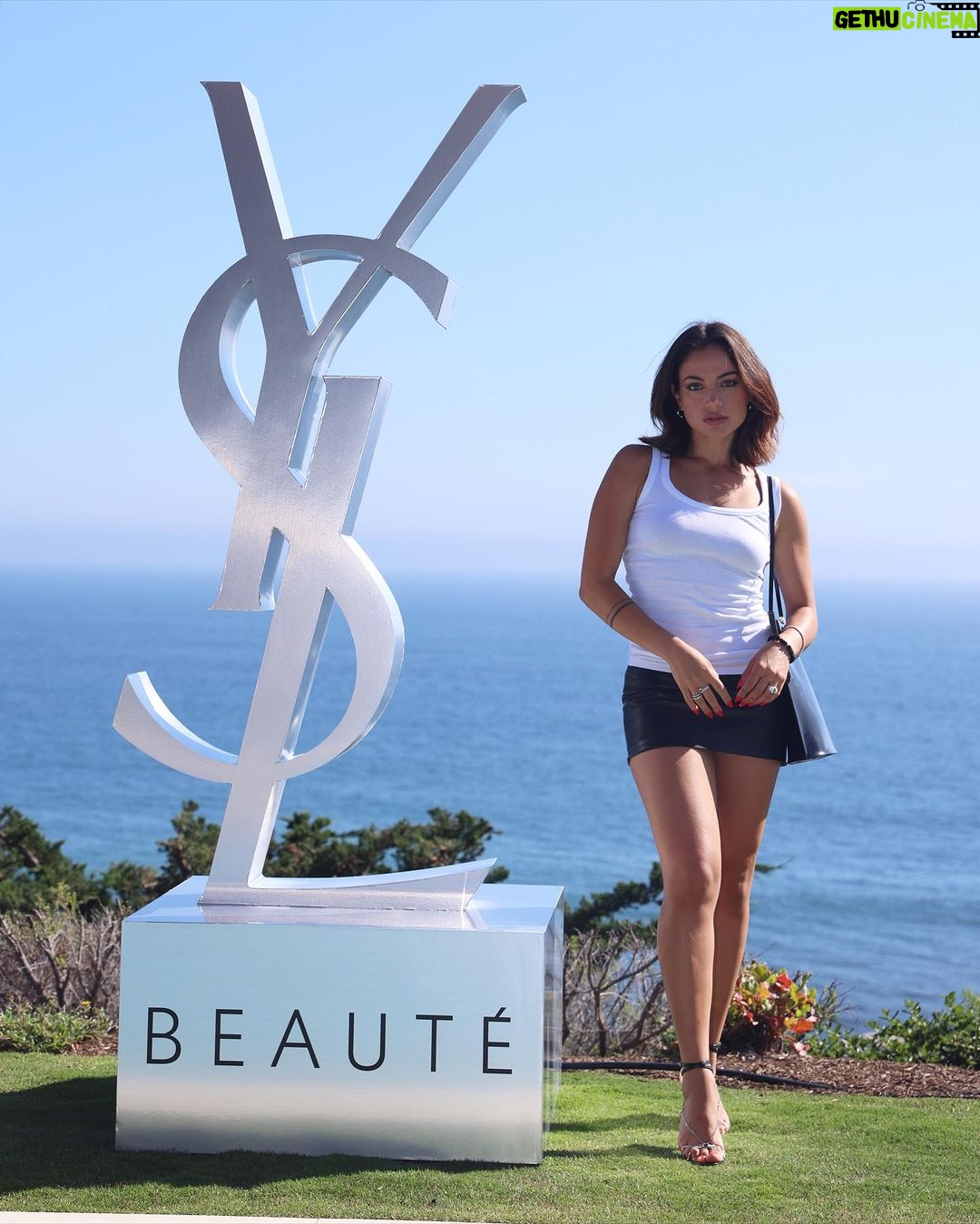 Inanna Sarkis Instagram - sun kissed summer soirée in Malibu 🩵 @yslbeauty Malibu, California