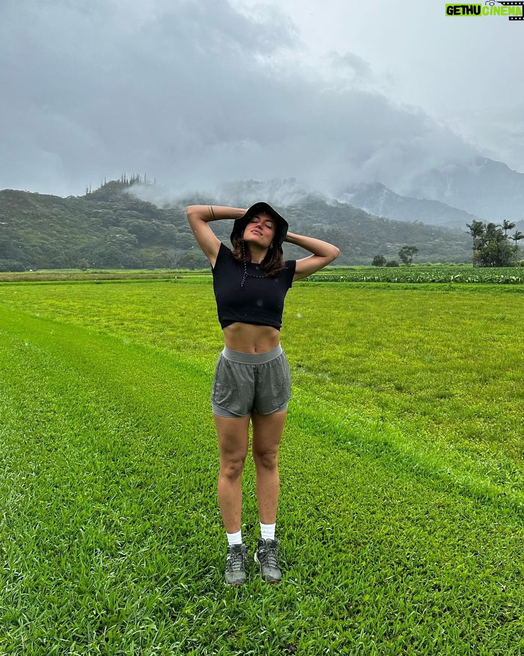 Inanna Sarkis Instagram - Rainy days in @alo 🌧️ Kaua'i, Hawaii