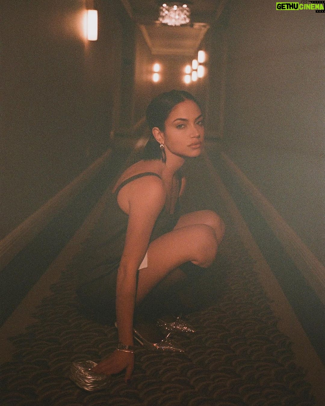 Inanna Sarkis Instagram - A night for @miumiu x @fwrd Aspen, Colorado