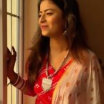 Inchara Joshi Instagram – Gombe Gombe❤️🧿✨
#inchara #incharajoshi #viral #trending #cute #gombegombe #spb❤️ #kannadasongs #kannadaactress #kfi #actor #kannadaserials #sahana #katheyondushuruvagide #vrindavan #harekrishna #radheradhe #mathura #krishnajanmabhoomi Vrindavan dham