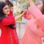 Inchara Joshi Instagram – Shut aaaap😝😅❤️
She did hit me🥲
#inchara #instagram #incharajoshi #inchu #mansijoshi #saavanmain #savankopani #sisters #cute #trending #viral #dance #nepalisong #actor #actorslife #kannadaserials #instagood #instadaily #reelsinstagram