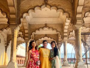 Inchara Joshi Instagram - 🧿❤️"The love of a family is a life's greatest blessing”🧿❤️

#incharajoshi #mansijoshi #jyothijoshi #agra #newdelhi #actors #kannada #family #vacation  #delhi #agrafort #familia #anguribagh