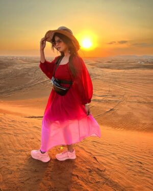 Inchara Joshi Instagram - "Wanderlust and desert dust."❤️🧿
Pc:@mansi._.joshi 

#dubaidairies #wanderlust #desertsafari #desertsafaridubai #incredibleindia #incredible #camels #incharajoshi #inchu #inchara #actor #actress #viral #trending #dubaipost #desertpics #photooftheday #uae🇦🇪 #vacationmode #katheyondushuruvagide #starsuvarna #geminitv #sahana #radhika #freshdesertair