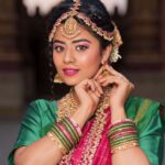 Inchara Joshi Instagram – ❤️🧿When life gives you reasons to flaunt, wear a saree!❤️
Mua :@singaramakeupstudio❤️
Costume and Jewellery: @hire.andwear
#inchu #inchara ##incharajoshi #viral #trending #cute #cutest #saree #actress #kannadaserial #kannadaactress #bridal